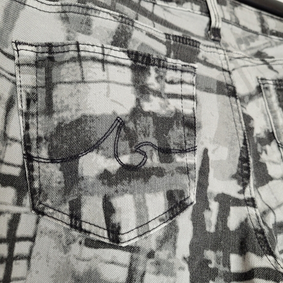 AG The Absolute Legging Jeans in Gray - Picture 11 of 14